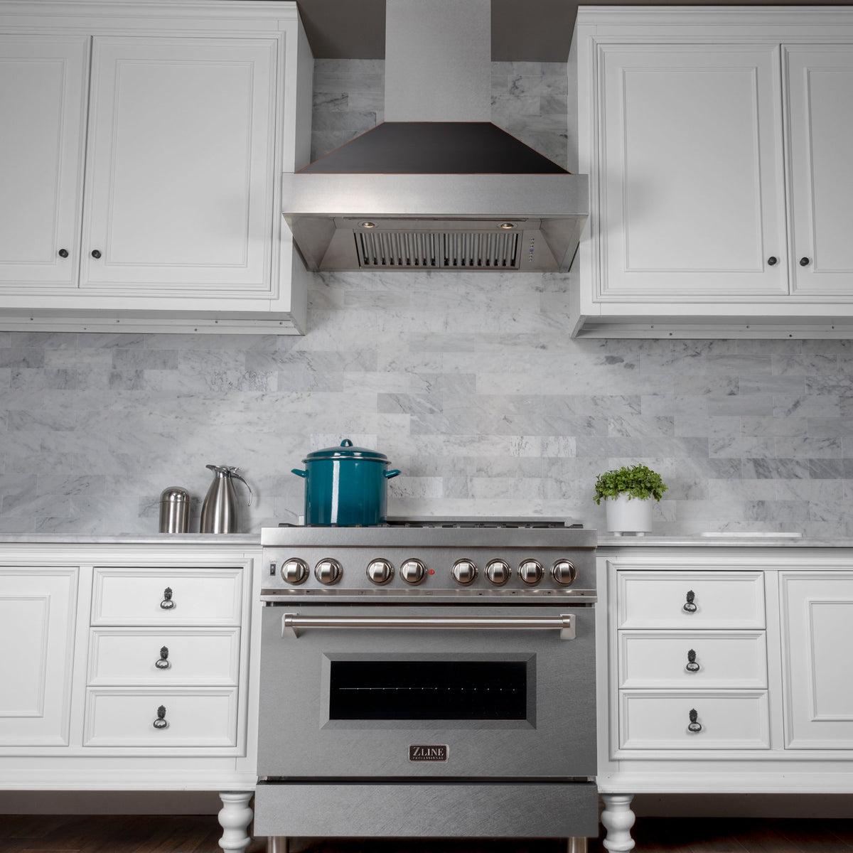 30" Ducted Fingerprint Resistant Stainless Steel Range Hood with Oil Rubbed Bronze Shell (8654ORB-30)