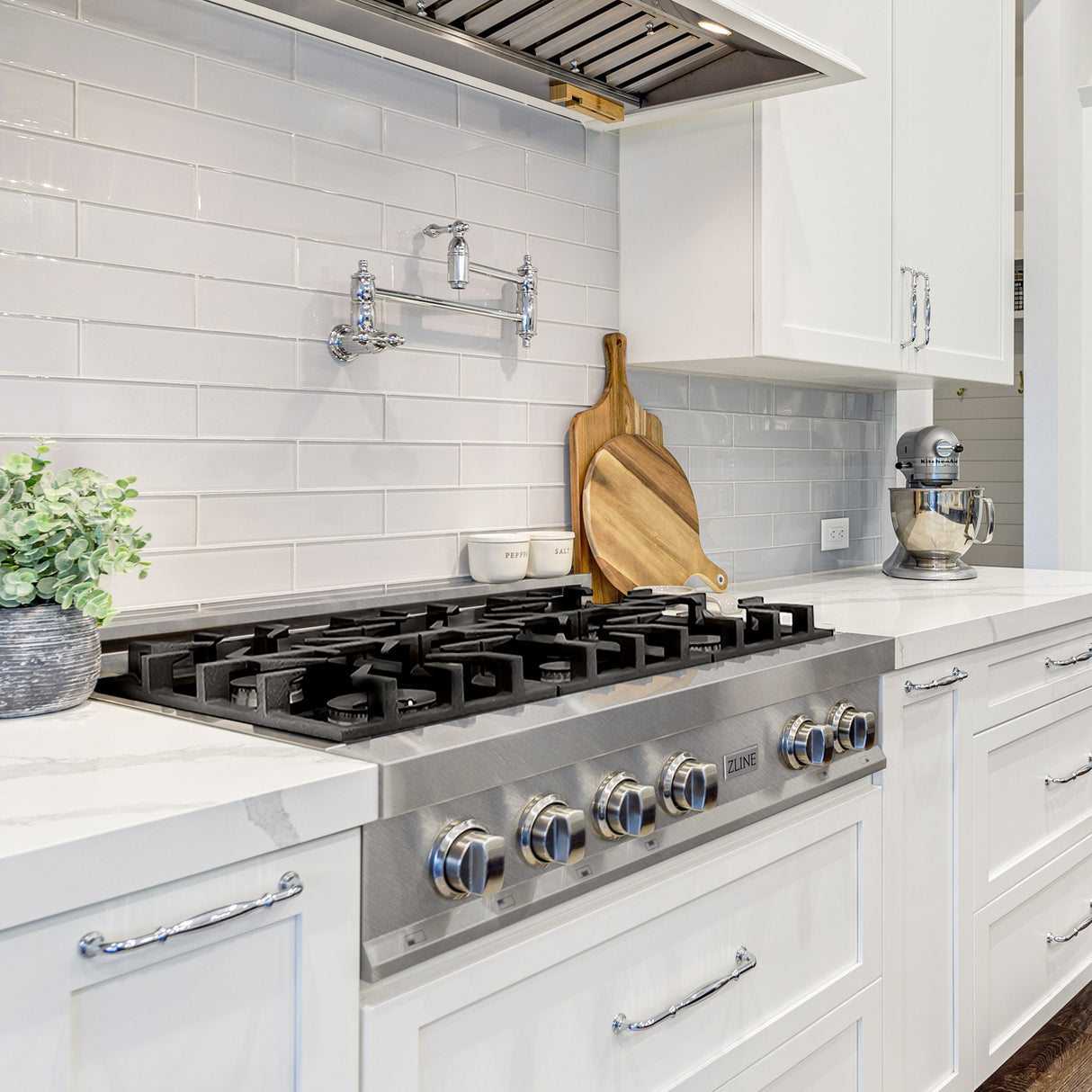 ZLINE 36 in. Legacy Gas Rangetop with 6 Burners and Porcelain Cooktop in Satin Stainless Steel (RTS-36)