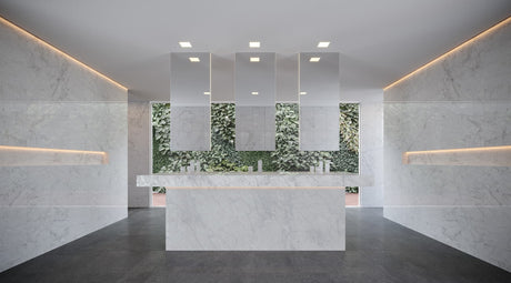 48 x 110 in Majesto Bianco Gioia Polished Rectified Colorsync Sintered Slab 6 mm installed