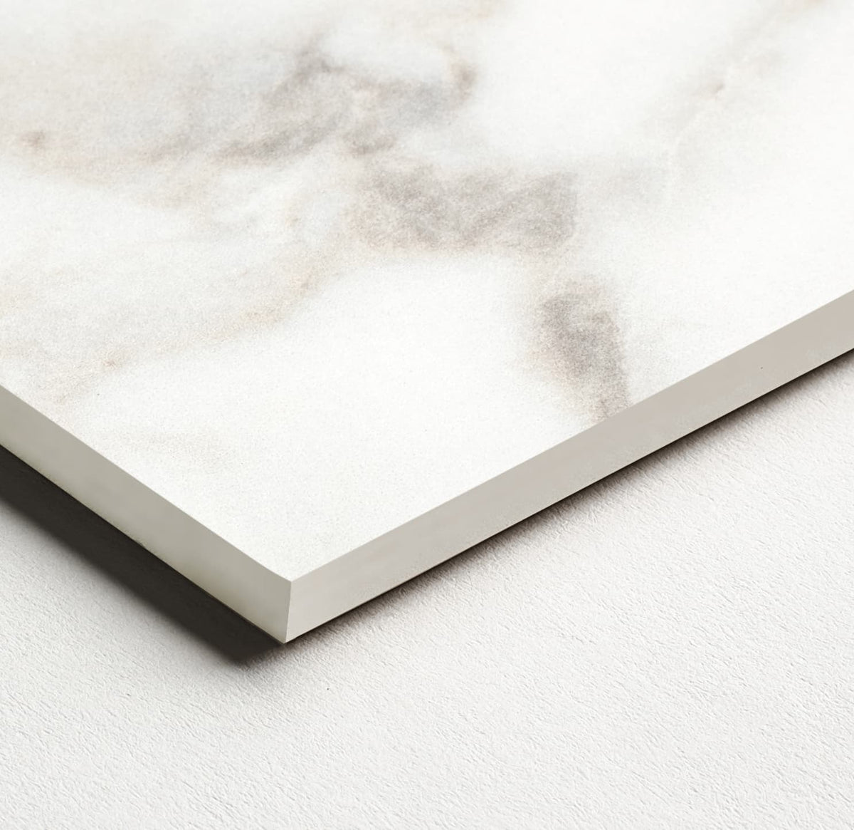 48 x 110 in Majesto Calacatta Oro Honed Rectified Colorsync Sintered Slab 6 mm surface