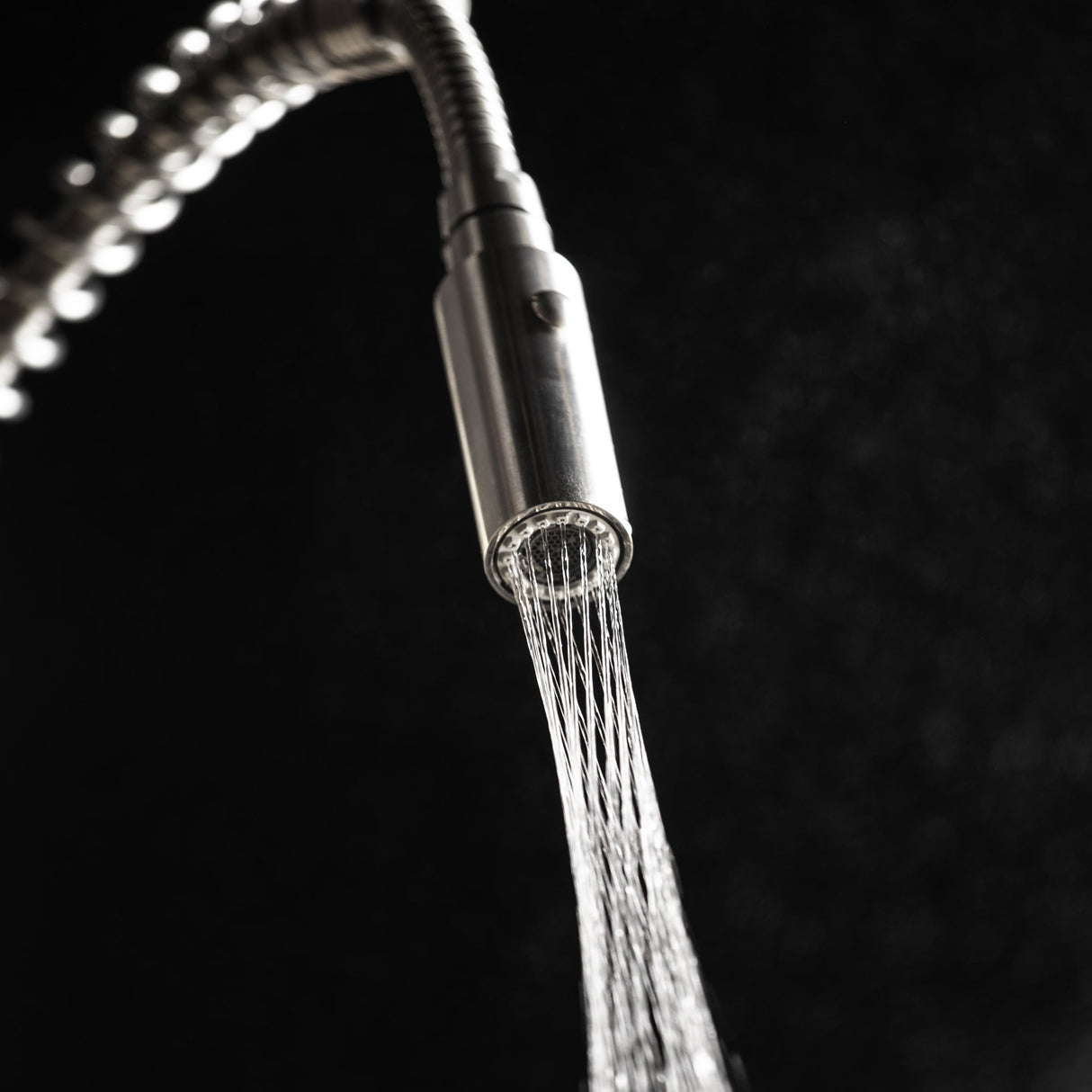 ZLINE Dante Kitchen Faucet in Chrome (DNT-KF-CH)