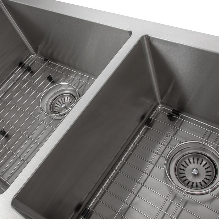 ZLINE 36 in. Courchevel Farmhouse Apron Mount Double Bowl Stainless Steel Kitchen Sink with Bottom Grid (SA60D-36)