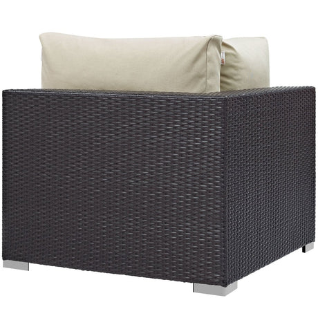 Convene Outdoor Patio Corner - BUILDMYPLACE