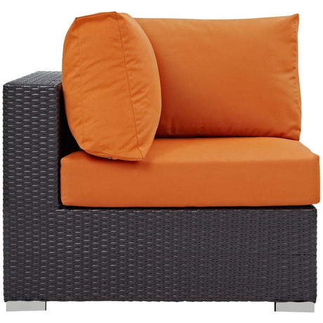 Convene Outdoor Patio Corner - BUILDMYPLACE