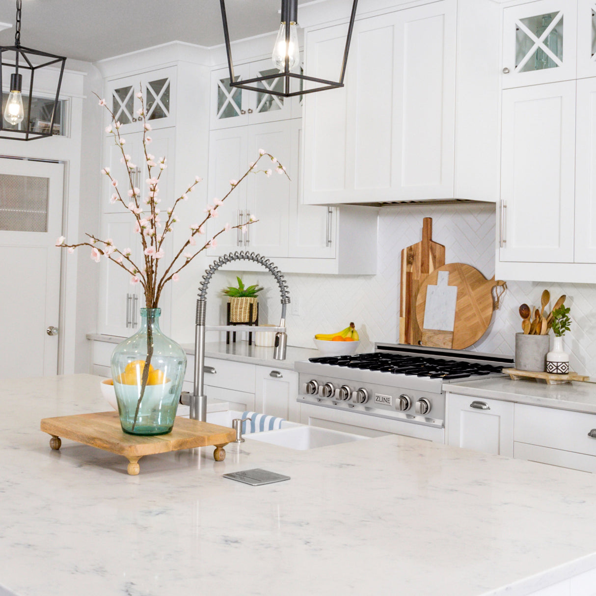 ZLINE 36 in. Legacy Gas Rangetop with 6 Brass Burners and Porcelain Cooktop in Stainless Steel (RT-BR-36)
