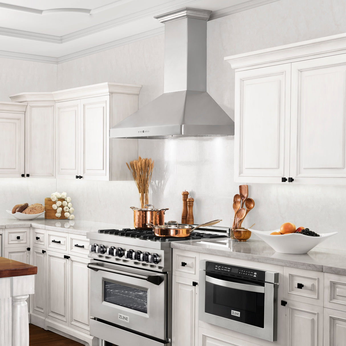 36" ZLINE CrownSound™Ducted Vent Wall Mount Range Hood in Stainless Steel with Built-in Bluetooth Speakers (KF2CRN-BT-36)