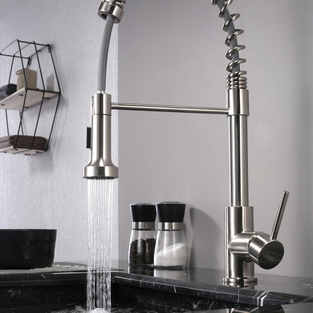 Lanuvio Brass Kitchen Faucet w/ Pull Out Sprayer - Chrome