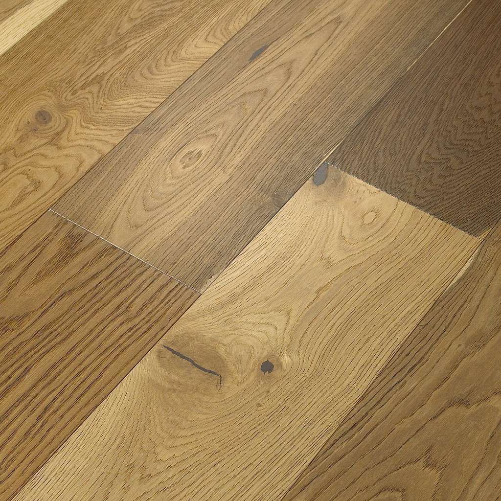 Shaw Floorte Expressions SW707-07067 Prose Engineered Brushed White Oak Hardwood Flooring 5/8" x 7.5" x 15mm Thickness (23.31 SF/CTN)