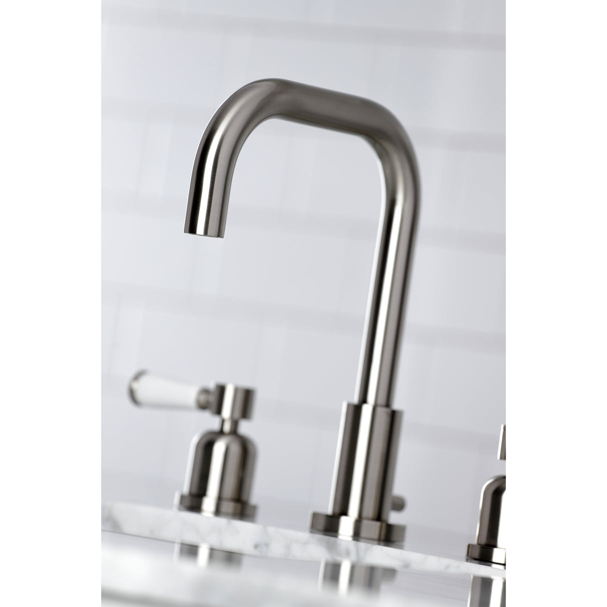 Paris Widespread Bathroom Faucet with Brass Pop-Up